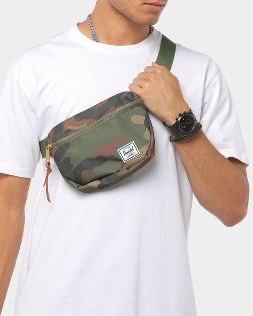 HERSCHEL BAG CO FIFTEEN HIP PACK Woodland Camo