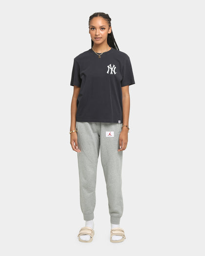 Majestic Athletic Women's Los Angeles Yankees Elle OD Boxy T-Shirt Faded Black