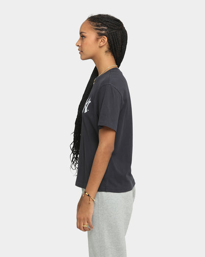 Majestic Athletic Women's Los Angeles Yankees Elle OD Boxy T-Shirt Faded Black