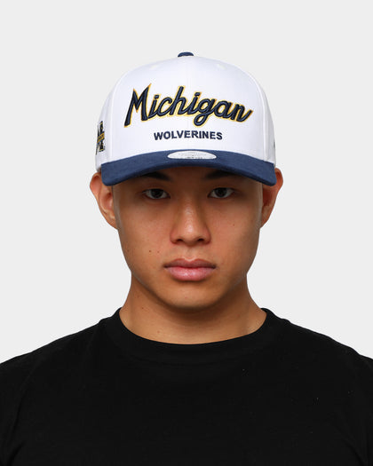 NATIONAL COLLEGIATE ATHLETIC ASSC Michigan Wolverines Freshman Crown Snapback Off White
