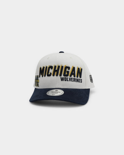 NATIONAL COLLEGIATE ATHLETIC ASSC Michigan Wolverines Freshman Crown Snapback Off White
