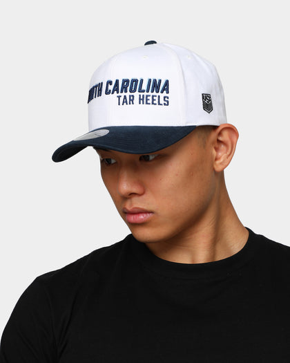 NATIONAL COLLEGIATE ATHLETIC ASSC North Carolina Tar Heels Freshman Crown Snapback Off White