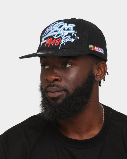 NASCAR Lightning Classic Pinch Snapback Black
