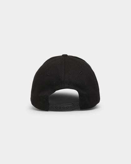 Champion Script Strapback Black
